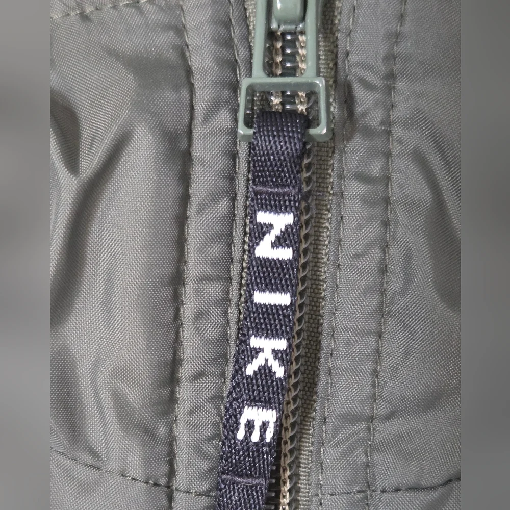 Nike Quilted Jacket XXL Army Green White Lightweight Puffer Jacket Coat NWOT
